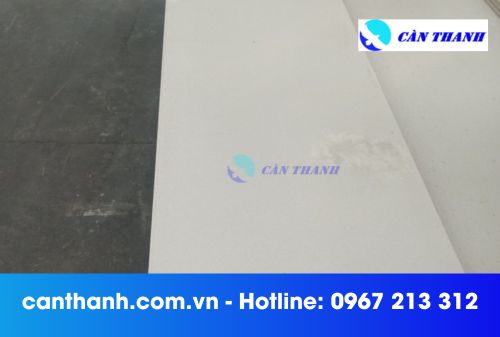 có nên xây nhà yến bằng gạch bê tông nhẹ