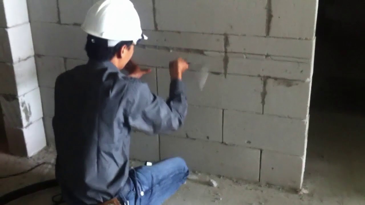 Cắt đục tường gạch