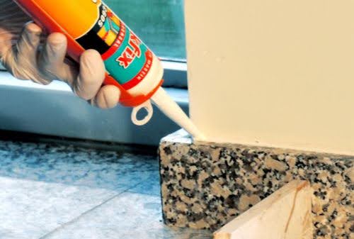 keo xử lý vết nứt tường gạch