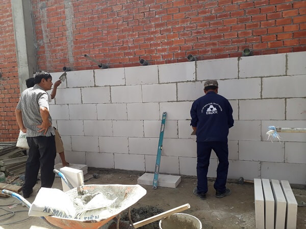 Phân Phối Gạch Bê Tông Siêu Nhẹ AAC Giá Sỉ Lẻ