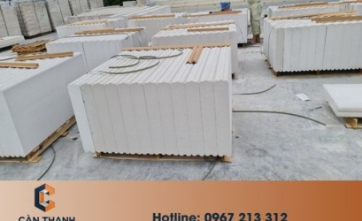 Có nên dùng tấm bê tông AAC không? Ưu nhược điểm & tư vấn thực tế